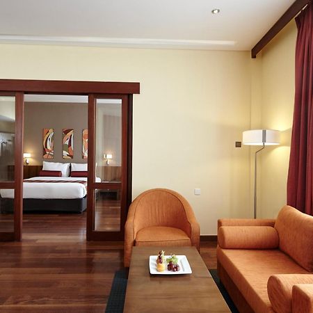 Turyaa Kalutara Hotel Buitenkant foto