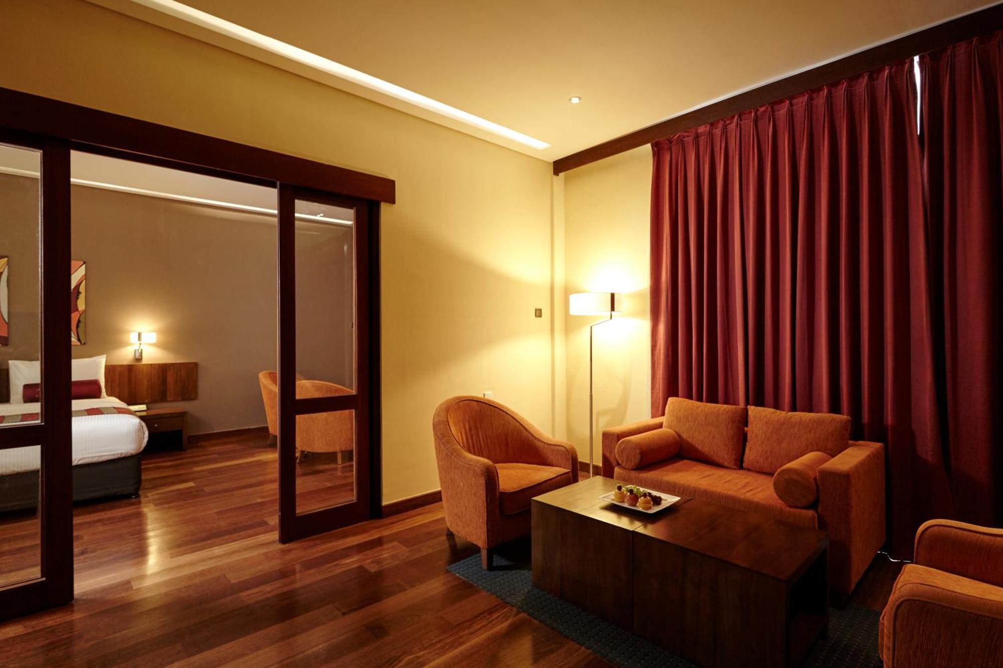 Turyaa Kalutara Hotel Buitenkant foto