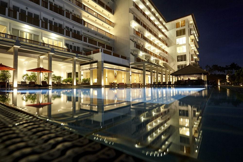 Turyaa Kalutara Hotel Buitenkant foto
