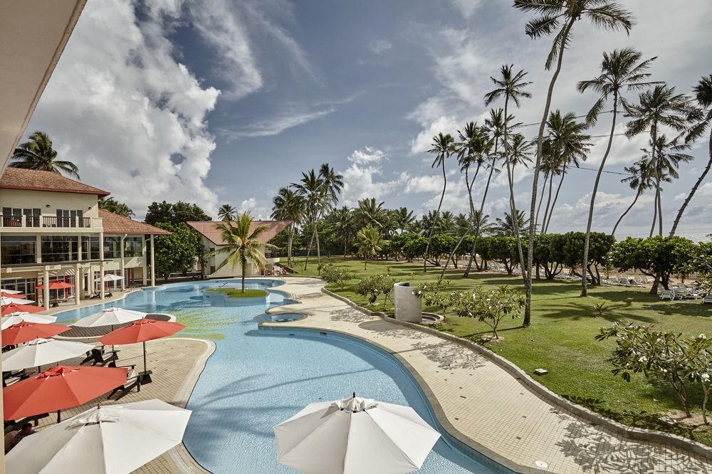 Turyaa Kalutara Hotel Buitenkant foto