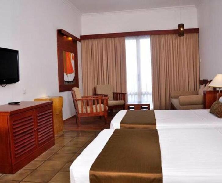 Turyaa Kalutara Hotel Buitenkant foto